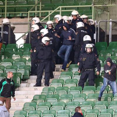 Wiener Derby: Randale auf der Tribüne