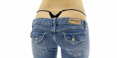 Neuester Trend: Slip und Jeans in einem