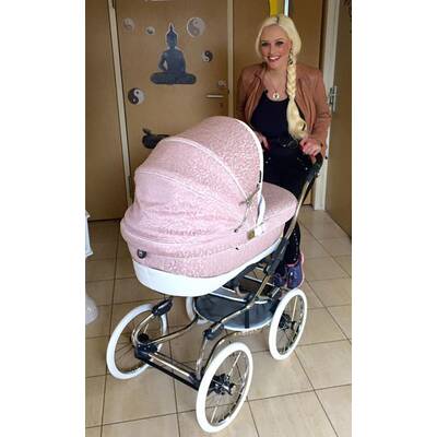 Daniela Katzenbergers Babytagebuch auf Facebook