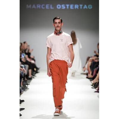 Marcel Ostertag .MQ VIENNA FASHIONWEEK.19