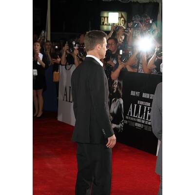 Brad Pitt zurück am roten Teppich