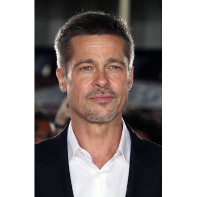 Brad Pitt zurück am roten Teppich