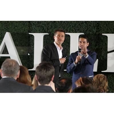 Brad Pitt zurück am roten Teppich