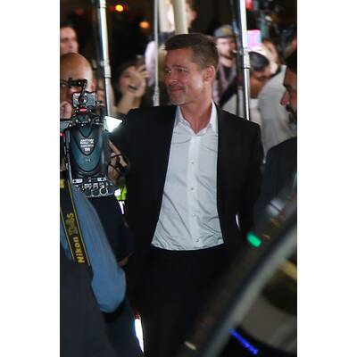 Brad Pitt zurück am roten Teppich