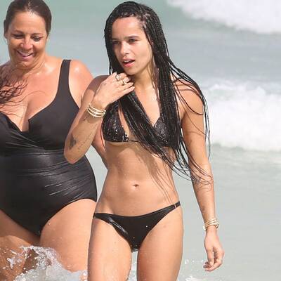 Zoe Kravitz zeigt im Bikini ihre super Figur