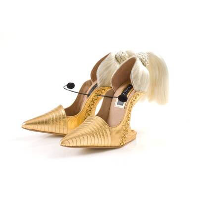 Blond Ambition-Schuh von Kobi Levi