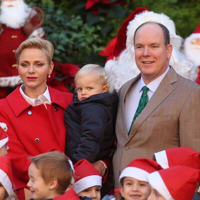 Die Monaco-Zwillinge beim Weihnachtsmann