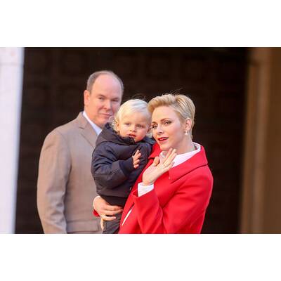 Die Monaco-Zwillinge beim Weihnachtsmann