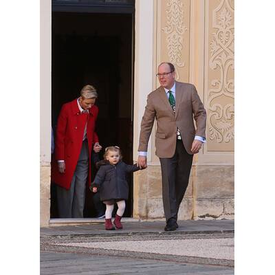 Die Monaco-Zwillinge beim Weihnachtsmann