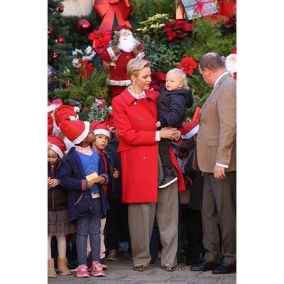Die Monaco-Zwillinge beim Weihnachtsmann