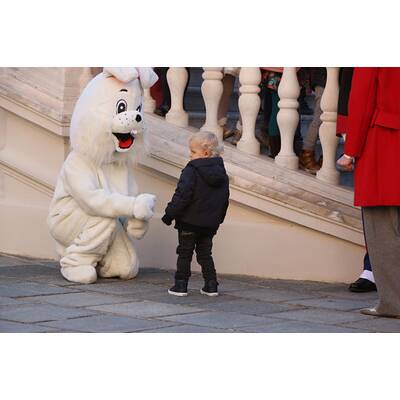 Die Monaco-Zwillinge beim Weihnachtsmann