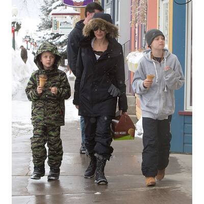 Angelina Jolie genießt den Winter