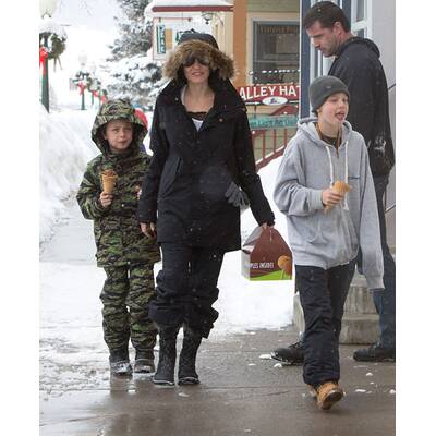 Angelina Jolie genießt den Winter