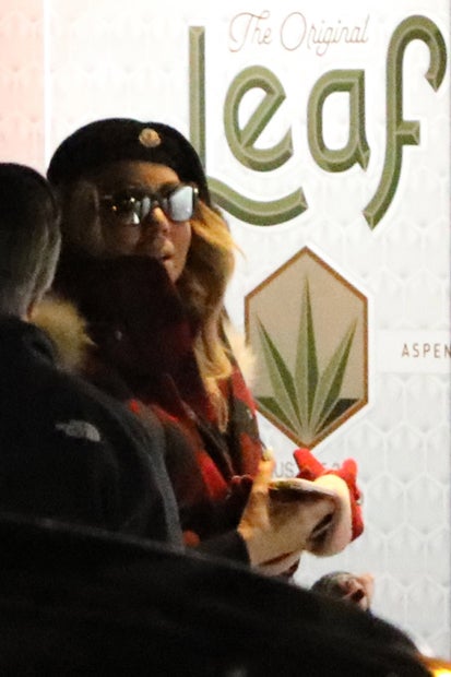 Mariah Carey kauft Marihuana