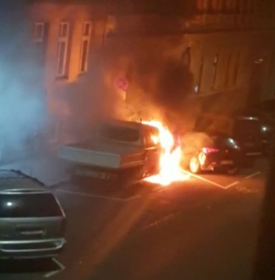 Brandanschlag auf Muezzin-Wagen von Störaktion am Sonntag