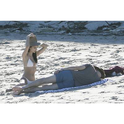 Emily Ratajkowski: Sexy Badenixe