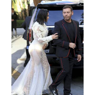 Kim Kardashian: Heiß in Weiß