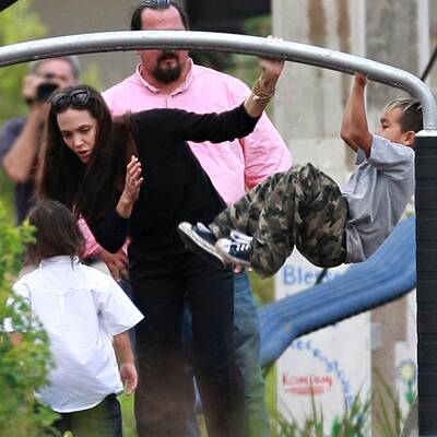 Mutterglück: Angelina Jolie am Spielplatz