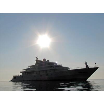 Zeta-Jones & Douglas auf Luxusjacht