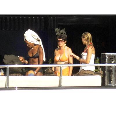 Leo & Bar urlauben mit Naomi & Vladislav