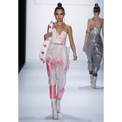 SLIDESHOW: Sam Frenzel H/W 10