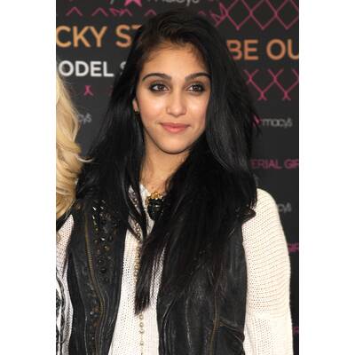 Stars mit betonten Augenbrauen