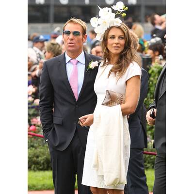 Liz Hurley & Sarah Jessica Parker beim Melbourne Cup 2011