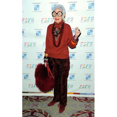 Modeikone Iris Apfel mit Designer Alexander Wang