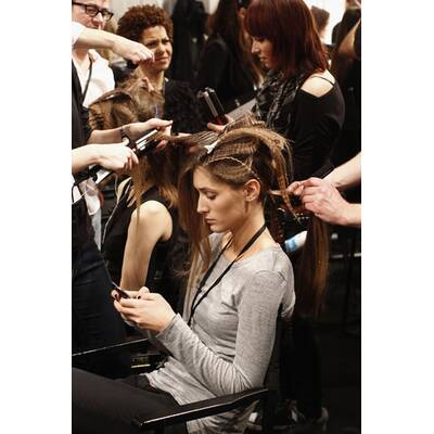 Fashion Weeks Backstage