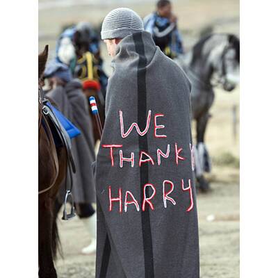 Vuvuzela & Raubtiere: William & Harry in Afrika