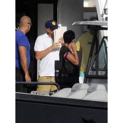 Leo & Bar urlauben mit Naomi & Vladislav