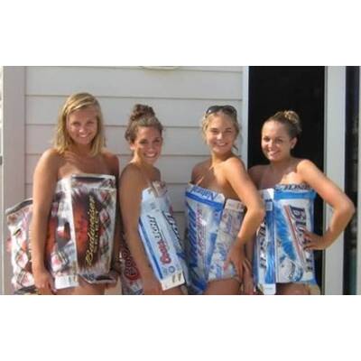 Die schlimmsten Abschlussball-Fotos aller Zeiten!