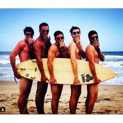 Wenn Männer wie Frauen posieren 