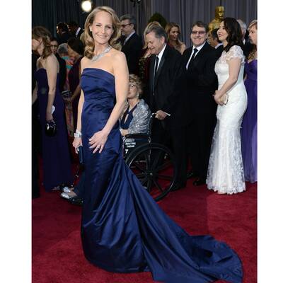 Helen Hunt trägt bei den Oscars H&M-Kleid