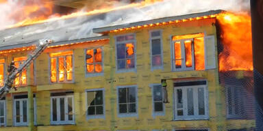 Bauarbeiter entkommt knapp dem Feuertod