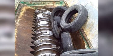 Erschreckende Maschine zerfetzt Reifen