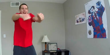 Typ tanzt 120 Tage in Folge gleichen Tanz