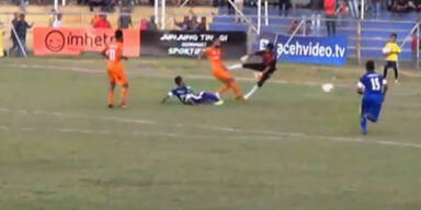 Fu&szlig;baller stirbt 6 Tage nach Horror-Foul