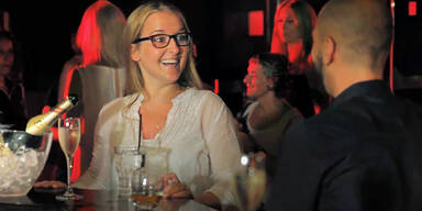 A.Geh Wirklich? feat. Louie Austen - Traumfrau