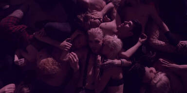 Tokio Hotel - Love who loves you back