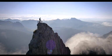 Danny MacAskill - The Ridge