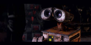 Christopher Nolan's "Wall-E"