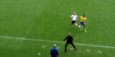 Johnny Russell rutscht Trainer rein
