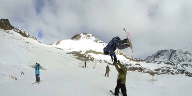 High-Five w&auml;hrend Flug