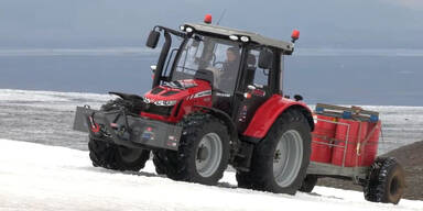 Mit Traktor zum S&uuml;dpol
