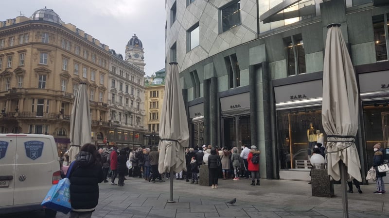 Lockdown-Lockerung: Mega-Ansturm auf die Geschäfte