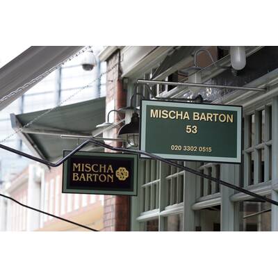 Mischa Bartons Shop-Eröffnung in London