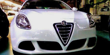 Erste Fotos des italienischen Beaus im Netz aufgetaucht