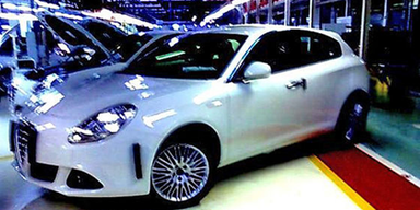 Erste Fotos des italienischen Beaus im Netz aufgetaucht