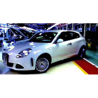 Erste Fotos des italienischen Beaus im Netz aufgetaucht